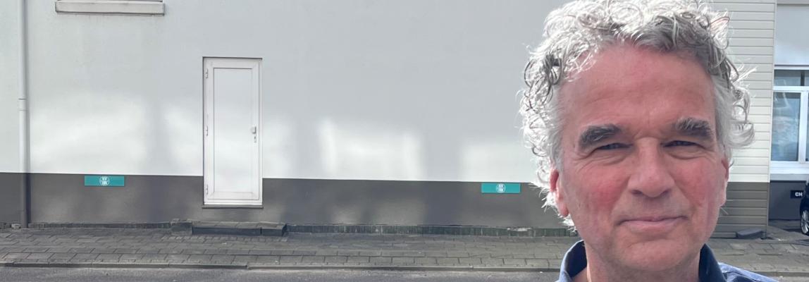 ‘Ze gaan zelf op de afgrond af, maar slepen de wereld daarin mee.’ Mark van Baal over het verduurzamen van de olieindustrie