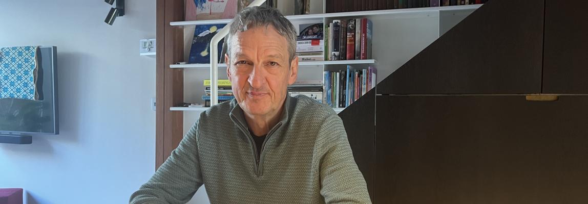 Kennis vertelt ons hóe we kunnen veranderen. Wijsheid vertelt ons waaróm.