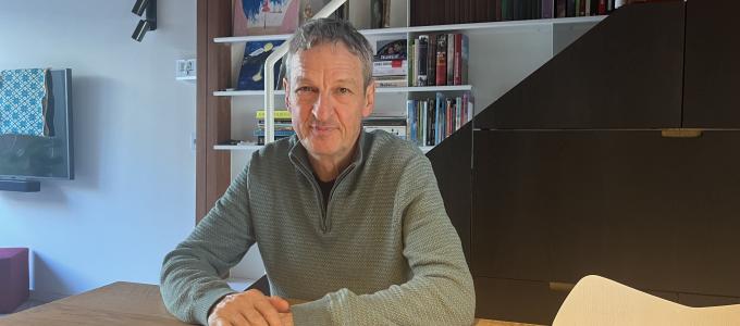 Kennis vertelt ons hóe we kunnen veranderen. Wijsheid vertelt ons waaróm.